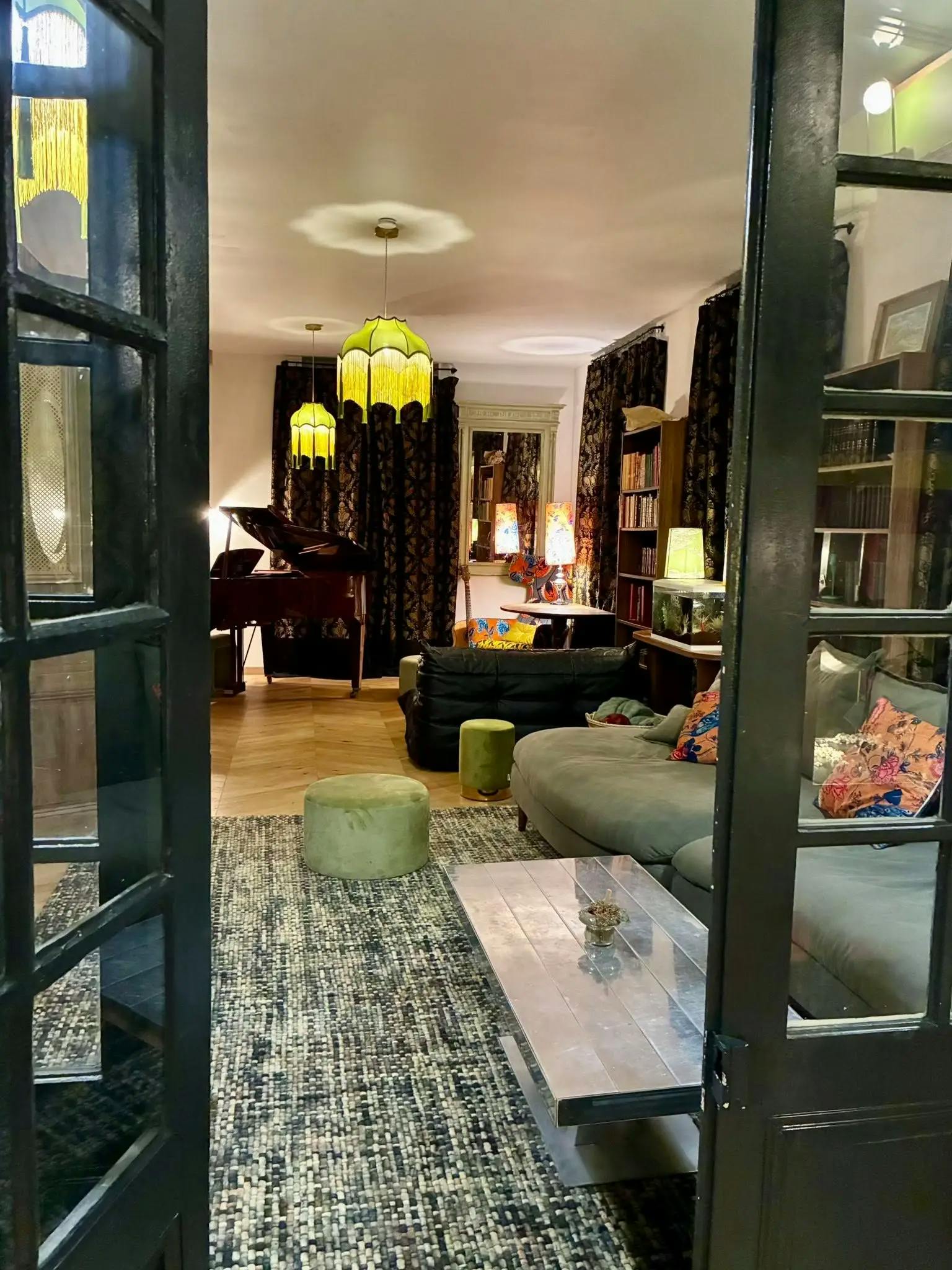 La malédiction des abysses salon