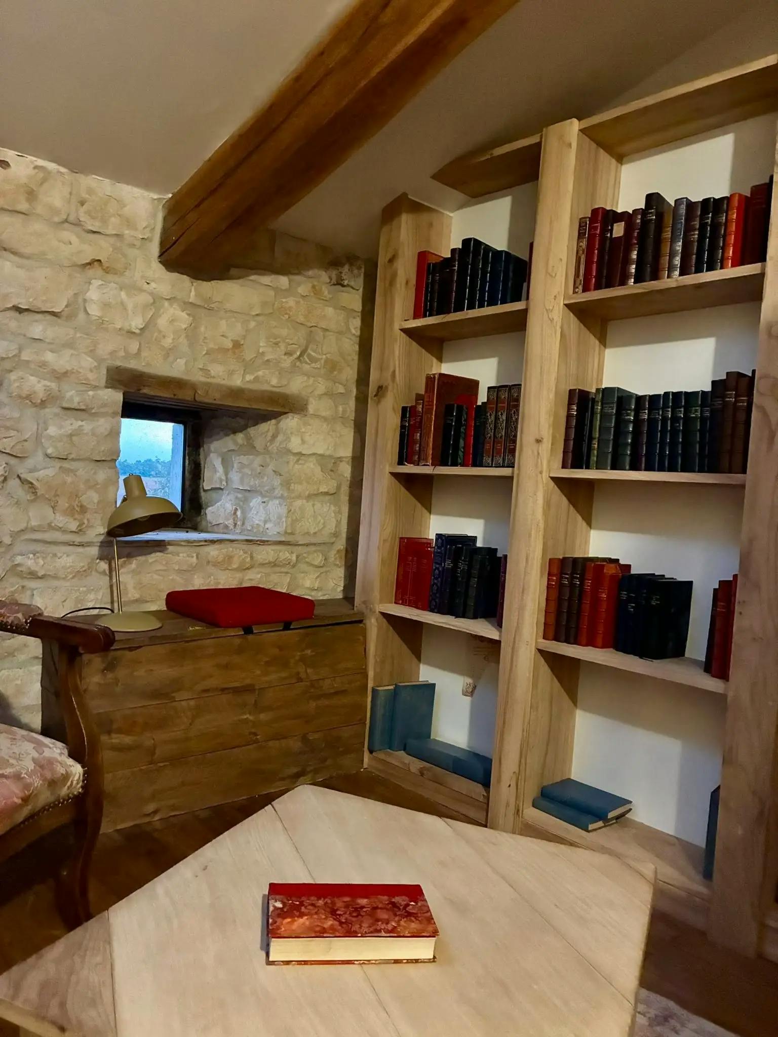 Escape Night Limort intérieur